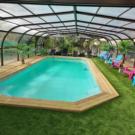 Les Chalets De Saumur, Piscine & Parc Boise, 100M Du Cadrenoir Eksteriør billede