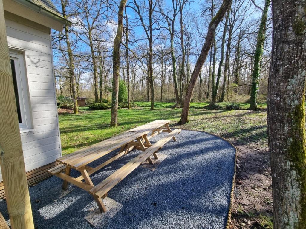 Les Chalets De Saumur, Piscine & Parc Boise, 100M Du Cadrenoir Eksteriør billede