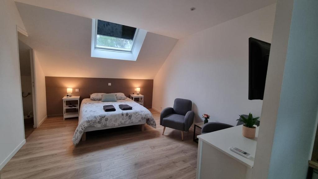 Les Chalets De Saumur, Piscine & Parc Boise, 100M Du Cadrenoir Eksteriør billede