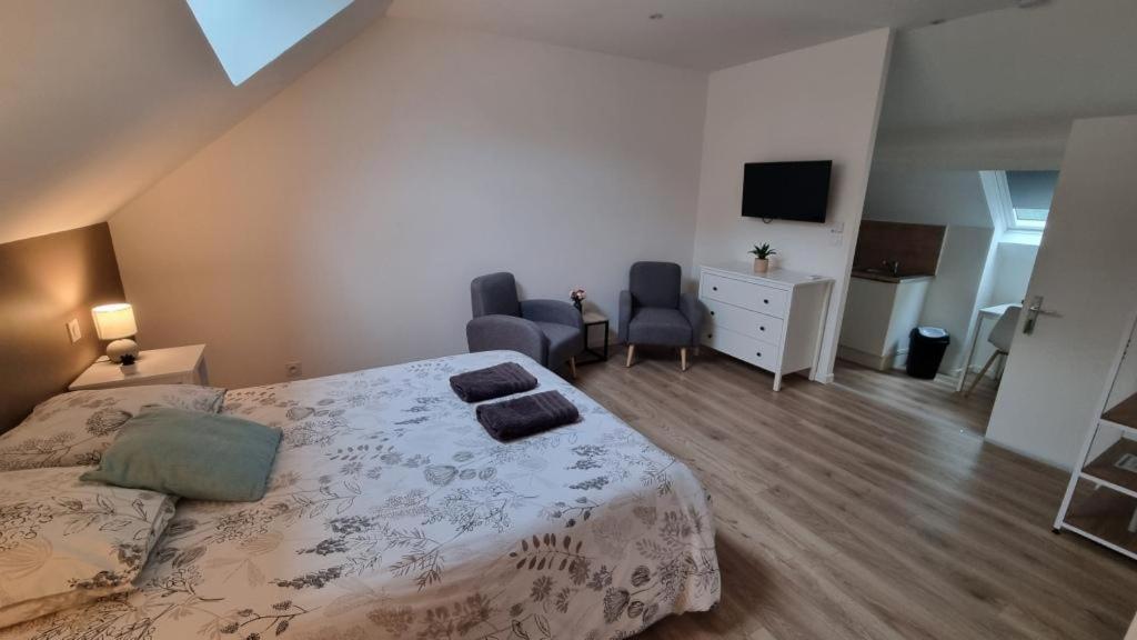 Les Chalets De Saumur, Piscine & Parc Boise, 100M Du Cadrenoir Eksteriør billede