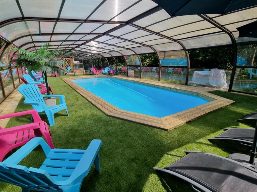 Les Chalets De Saumur, Piscine & Parc Boise, 100M Du Cadrenoir Eksteriør billede